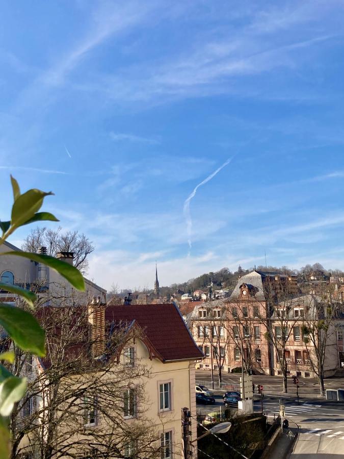 Appartement Avec Terrasse Et Parking Gratuit Accole Montbeliard Bagian luar foto