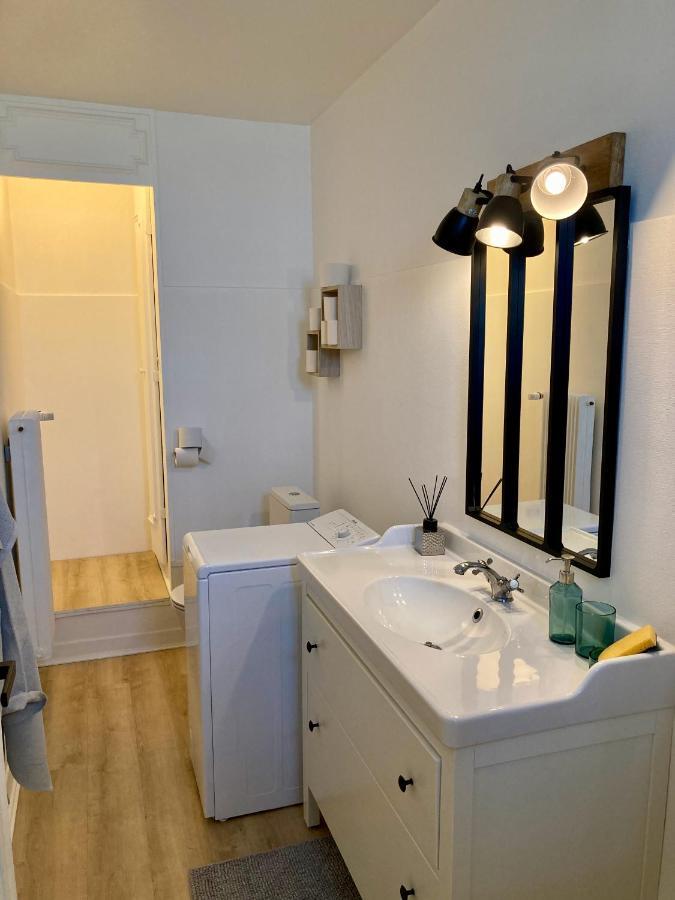 Appartement Avec Terrasse Et Parking Gratuit Accole Montbeliard Bagian luar foto